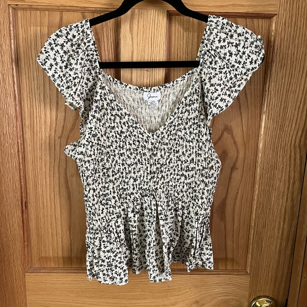 Gaze Black and White Floral Blouse